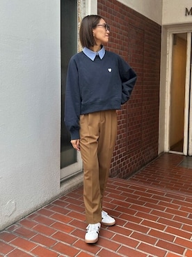 「刺繍」｜「アイテム（スウェット）」を使った、titivateさん（レディース・166cm）の秋コーディネート