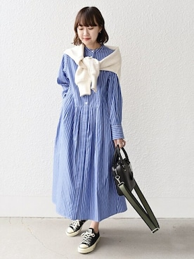 「アイテム（ワンピース、ブルー系）」を使った、高尾さん（レディース・160cm）の冬コーディネート