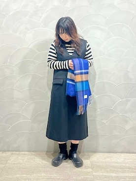 「リブニット」｜「アイテム（スリッポン）」を使った、工藤さん（レディース・156cm）の冬コーディネート