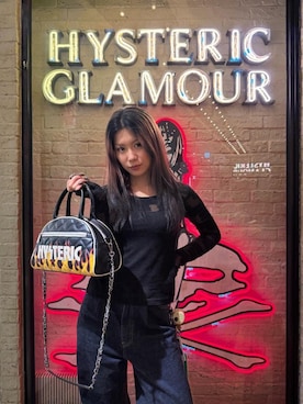 「HYSTERIC GLAMOUR（ヒステリックグラマー）のTYPE LOGO柄ジャカード チビTシャツ（Tシャツ/カットソー）」を使った、kamidemaoさん（レディース・157cm）の秋コーディネート