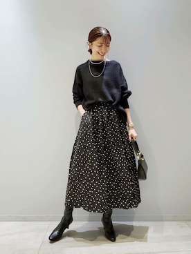 「SLOBE IENA（スローブイエナ）のアイテム（スカート）」を使った、yoshimiさん（レディース・167cm）の秋コーディネート