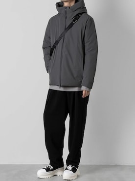 「ATTACHMENT（アタッチメント）のコットンツイル ハイカット トレーナーズ / CO TWILL HIGH CUT TRAINERS（スニーカー）」を使った、AT_MMさん（メンズ・173cm）の冬コーディネート