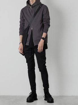 「ATTACHMENT（アタッチメント）のコットンツイル ハイカット トレーナーズ / CO TWILL HIGH CUT TRAINERS（スニーカー）」を使った、AT_MMさん（メンズ・173cm）の春コーディネート