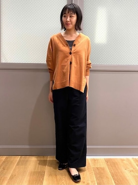 「アイテム（タンクトップ、グレー系）」を使った、ayanaさん（レディース・155cm）の秋コーディネート