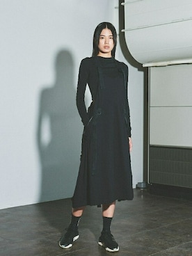 「アイテム（レッグウェア）」を使った、Y-3さん（レディース・177cm）の春コーディネート