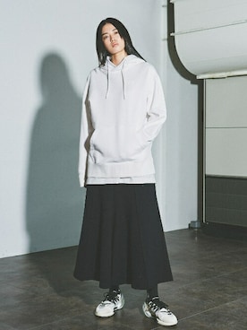 「アイテム（スカート）」を使った、Y-3さん（レディース・177cm）の春コーディネート