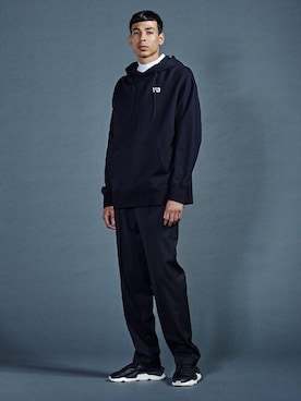 「アイテム（トップス）」を使った、Y-3さん（メンズ・185cm）の夏コーディネート