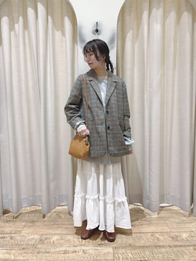 「ティアードスカート」｜「アイテム（ノーカラージャケット）」を使った、ｎａさん（レディース・157cm）の秋コーディネート