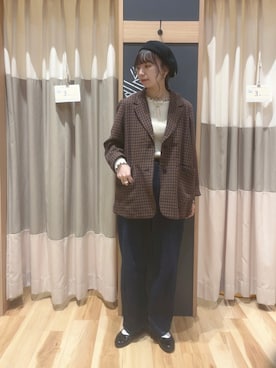 「ネイビー」｜「アイテム（ノーカラージャケット）」を使った、ｎａさん（レディース・157cm）の秋コーディネート