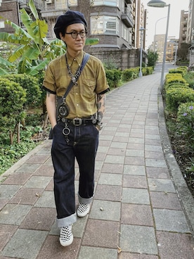 「Engineered Garments（エンジニアードガーメンツ）のアイテム（スリッポン）」を使った、Rïko Chang(張瑞摳)さん（メンズ・178cm）の秋コーディネート