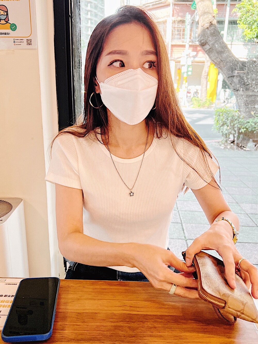 「20220627」｜「UNIQLOのアイテム（Tシャツ/カットソー、ホワイト系）」を使った、peipeidaiさん（レディース・156cm）の夏コーディネートの1枚目の写真