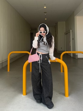 「Chick（チック）のShort Pocket Shirt / ショート丈シャツ クロップド丈（シャツ/ブラウス、ホワイト系）」を使った、Maiさん（レディース・157cm）の春コーディネート