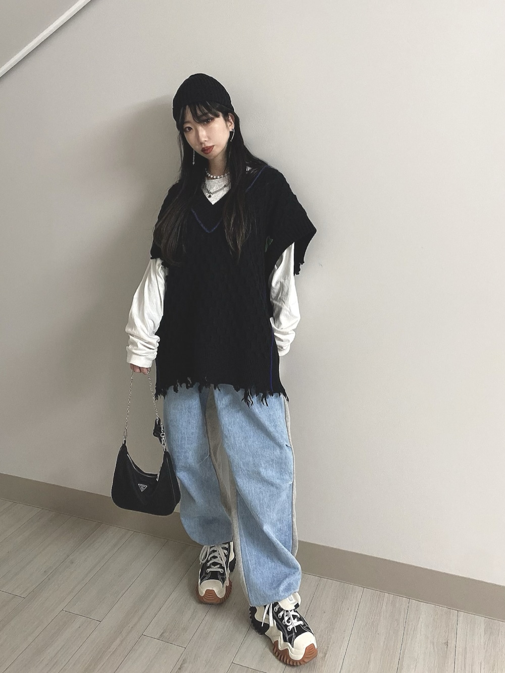 ベストを使った「zara x ADERERROR」の人気ファッションコーディネート