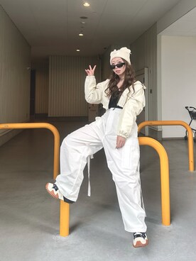 「Shoowtime（ショウタイム）のアイテム（パンツ）」を使った、Maiさん（レディース・157cm）の冬コーディネート