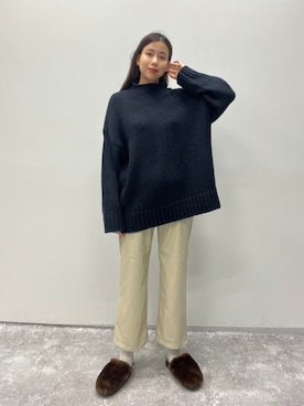 「ジーナシス」｜「アイテム（サンダル）」を使った、古屋美咲さん（レディース・167cm）の秋コーディネート