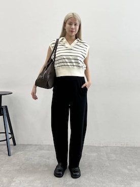 「eL（エル）の【eL】Large Boston Bag/288120（ショルダーバッグ、ブラウン系）」を使った、古屋美咲さん（レディース・167cm）の春コーディネート