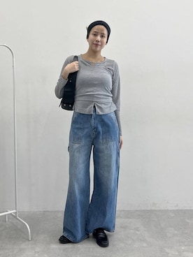 「eL（エル）の【eL】Denim Painter Pants/645132（デニムパンツ、ブルー系）」を使った、古屋美咲さん（レディース・167cm）の春コーディネート