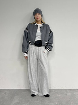 「アイテム（スタジャン）」を使った、古屋美咲さん（レディース・167cm）の秋コーディネート