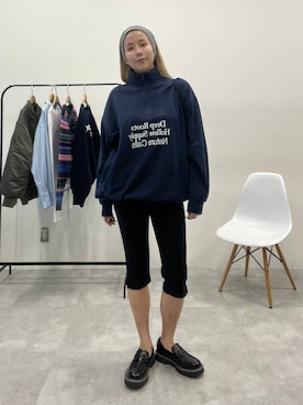 「アイテム（スウェット）」を使った、古屋美咲さん（レディース・167cm・30代）の秋コーディネート