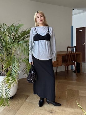 「JEANASIS（ジーナシス）のハナガラシャーリングキンチャクBAG/1063760（ショルダーバッグ、ブラック系）」を使った、古屋美咲さん（レディース・167cm）の夏コーディネート