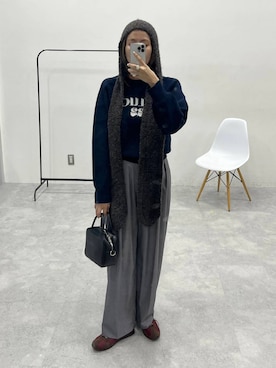 「アイテム（ストール/ショール）」を使った、古屋美咲さん（レディース・167cm・30代）の秋コーディネート