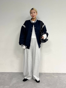 「アイテム（スタジャン）」を使った、古屋美咲さん（レディース・167cm）の秋コーディネート