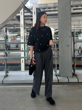 「ジーナシス」｜「アイテム（Tシャツ/カットソー）」を使った、古屋美咲さん（レディース・167cm）の春コーディネート