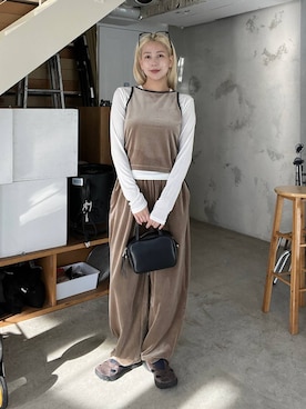 「eL（エル）のアイテム」を使った、古屋美咲さん（レディース・167cm）の秋コーディネート