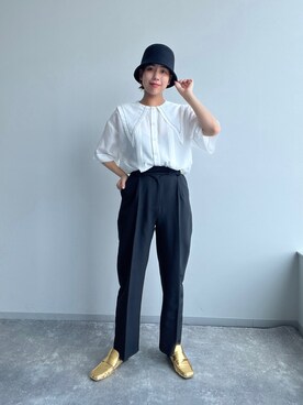 「アイテム（ローファー、ゴールド系）」を使った、古屋美咲さん（レディース・167cm）の夏コーディネート