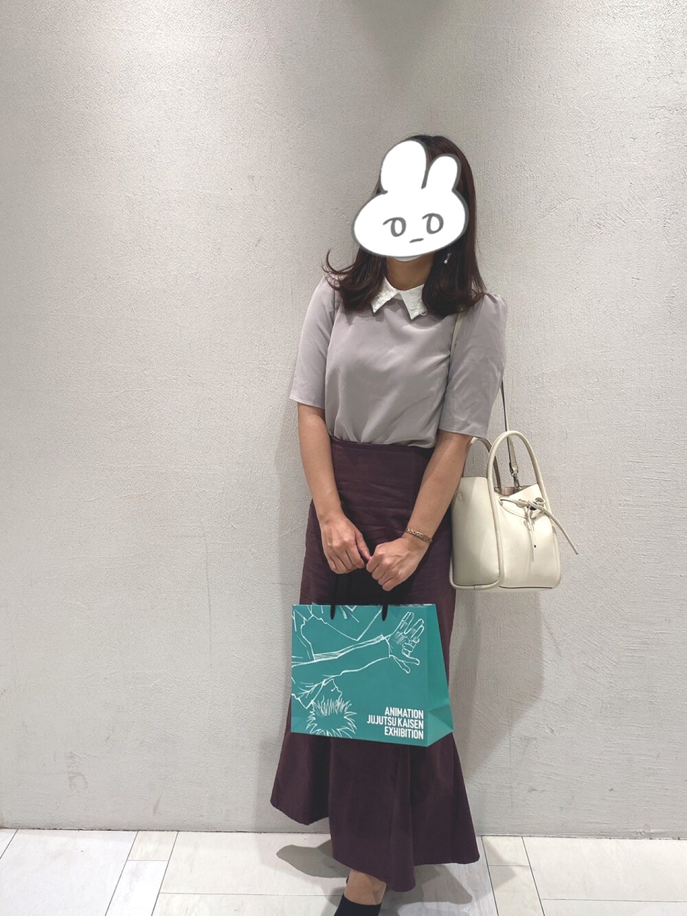 「ラブアンドピース2021、秋コーデ、大人カジュアル、シンプル、マーメイドスカート、ロングスカート、ootd、プチプラコーデ、le reve vaniller、GU、GRL、呪術廻戦、FRAY I.D」｜「le reve vanillerのアイテム（トップス、グレー系）」を使った、𝕞isaki🐶さん（レディース・159cm）の秋コーディネートの1枚目の写真