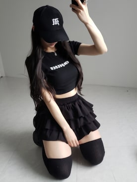 「me+em select（ミームセレクト）のM LOGO embroidery CAP ／ M LOGO 刺繍キャップ（キャップ、ブラック系）」を使った、honoさん（レディース・154cm）の春コーディネート