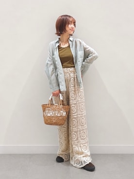 「ITEMS URBANRESEARCH（アイテムズ アーバンリサーチ）のクロシェパンツ（その他パンツ、ベージュ系）」を使った、aonoさん（レディース・157cm）の夏コーディネート