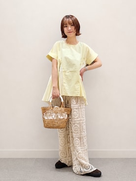 「ITEMS URBANRESEARCH（アイテムズ アーバンリサーチ）のギャザーチュニックブラウス（シャツ/ブラウス、イエロー系）」を使った、aonoさん（レディース・157cm）の夏コーディネート