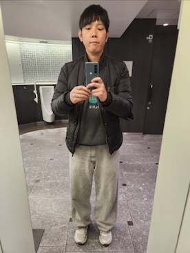 「アイテム（トップス）」を使った、akkunn_akkunnさん（メンズ・180cm）の冬コーディネート