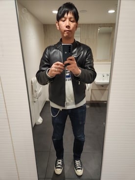 「アイテム（ライダースジャケット）」を使った、akkunn_akkunnさん（メンズ・180cm）の秋コーディネート
