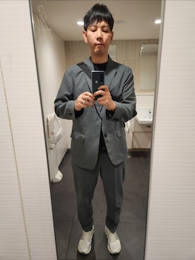 「アイテム（スニーカー）」を使った、akkunn_akkunnさん（メンズ・180cm）の秋コーディネート