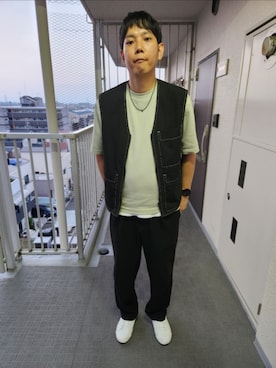 「ZARA（ザラ）のアイテム（ベスト、ブラック系）」を使った、akkunn_akkunnさん（メンズ・180cm）の夏コーディネート