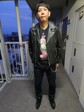 「アイテム（ウォレットチェーン）」を使った、akkunn_akkunnさん（メンズ・180cm）の秋コーディネート