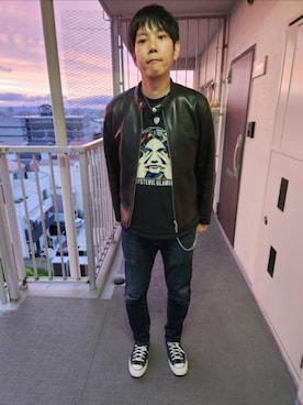 「アイテム（ライダースジャケット）」を使った、akkunn_akkunnさん（メンズ・180cm）の春コーディネート