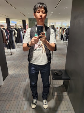 「Levi's（リーバイス）のアイテム（パンツ）」を使った、akkunn_akkunnさん（メンズ・180cm）の夏コーディネート