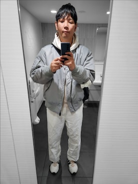 「GU（ジーユー）のアイテム（MA-1）」を使った、akkunn_akkunnさん（メンズ・180cm）の冬コーディネート
