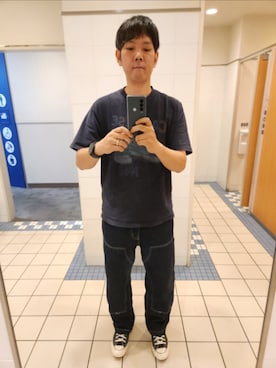 「Levi's（リーバイス）のアイテム（パンツ）」を使った、akkunn_akkunnさん（メンズ・180cm）の夏コーディネート