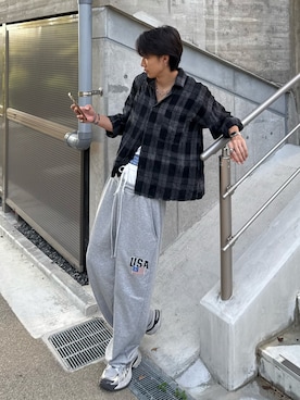 「アイテム（デジタル腕時計）」を使った、Harutoさん（メンズ・180cm）の秋コーディネート