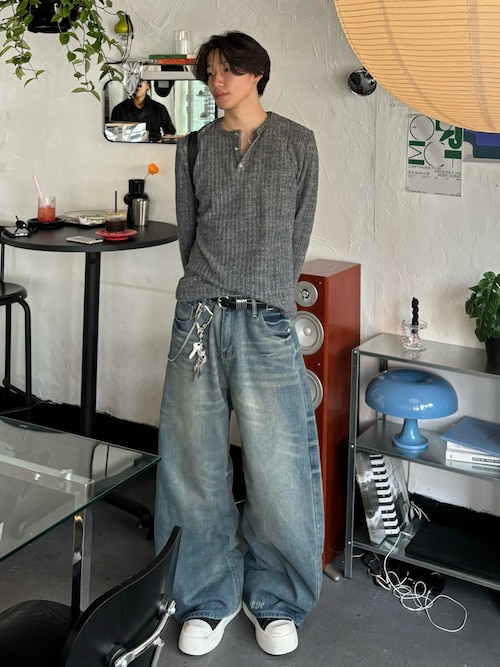 「COSYHARU（コシハル）のベロアリブヘンリーネックニットTシャツ（Tシャツ/カットソー）」を使った、Harutoさん（メンズ・180cm）の秋コーディネート