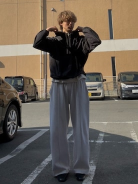 「アイテム（スウェットパンツ）」を使った、Harutoさん（メンズ・180cm）の秋コーディネート