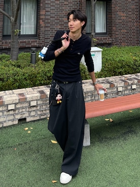 「アイテム（コインケース）」を使った、Harutoさん（メンズ・180cm）の秋コーディネート
