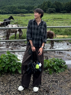「アイテム（デジタル腕時計）」を使った、Harutoさん（メンズ・180cm）の秋コーディネート