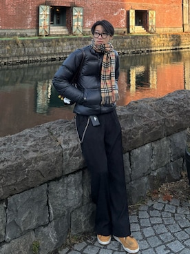 「アイテム（スニーカー、イエロー系）」を使った、Harutoさん（メンズ・180cm）の冬コーディネート