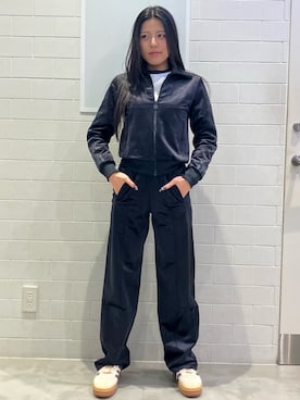 「アイテム（ジャージ）」を使った、JIさん（レディース・160cm）の秋コーディネート