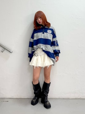 「jouetie（ジュエティ）のスタッズカバーブーツ（ブーツ、ブラック系）」を使った、MOMOさん（レディース・160cm）の秋コーディネート